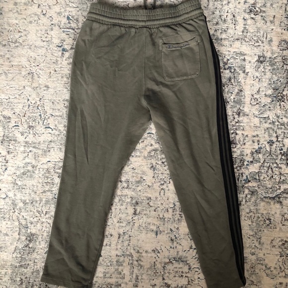 Champion joggers - Picture 2 of 5